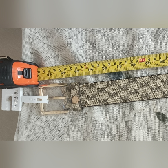 Authentic Michael Kors Womens Gold MK Buckle Belt Light Brown Signature Belt - Picture 10 of 14